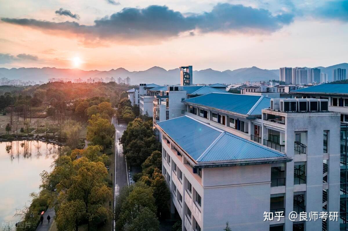 湖南大学(湖南大学在职研究生招生简章2024年)