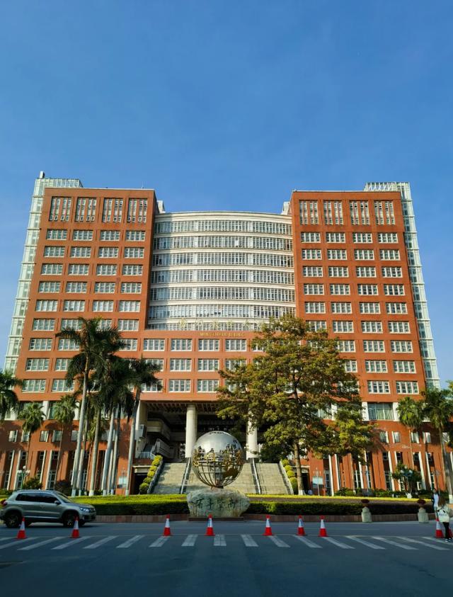 暨南大学(暨南大学mba学费)